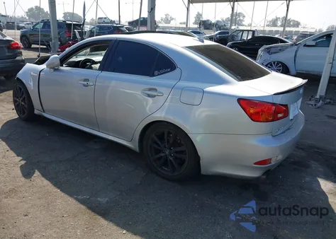 2008 Lexus Is 350 z USA, uszkodzony, nr VIN JTHBE262685017686